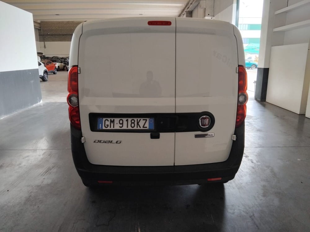 Fiat Doblò Furgone usata a Milano (9)
