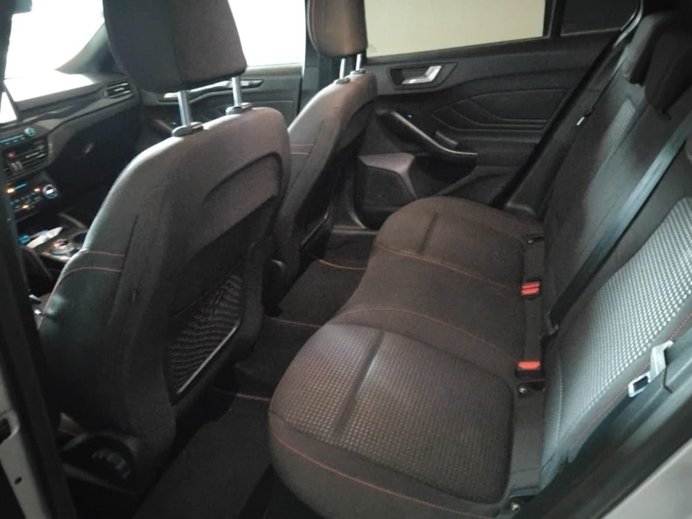 Ford Focus Station Wagon usata a Milano (10)