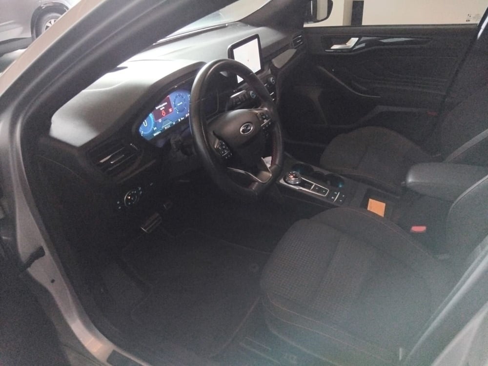 Ford Focus Station Wagon usata a Milano (9)