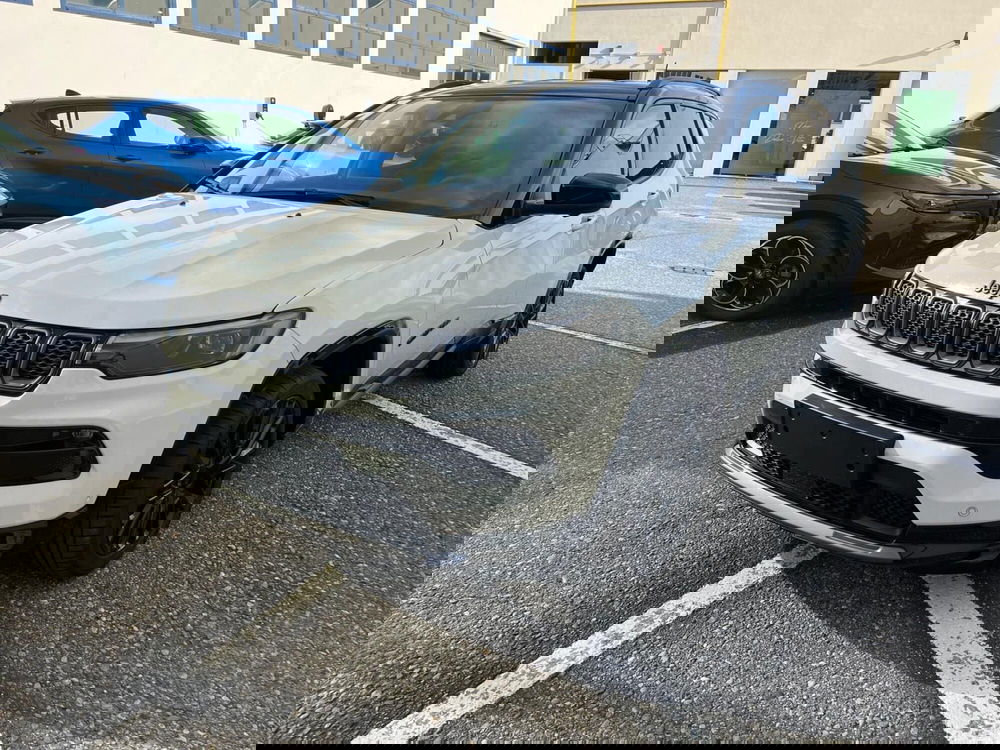 Jeep Compass nuova a Milano