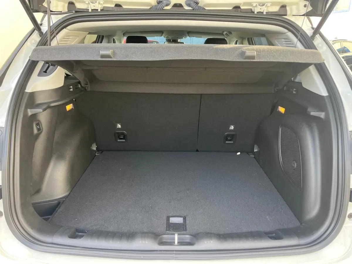 Jeep Compass nuova a Milano (10)