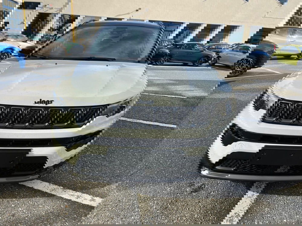 Jeep Compass nuova a Milano (2)