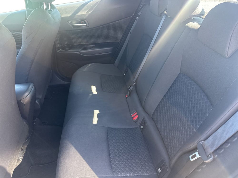 Toyota Toyota C-HR usata a Siracusa (8)