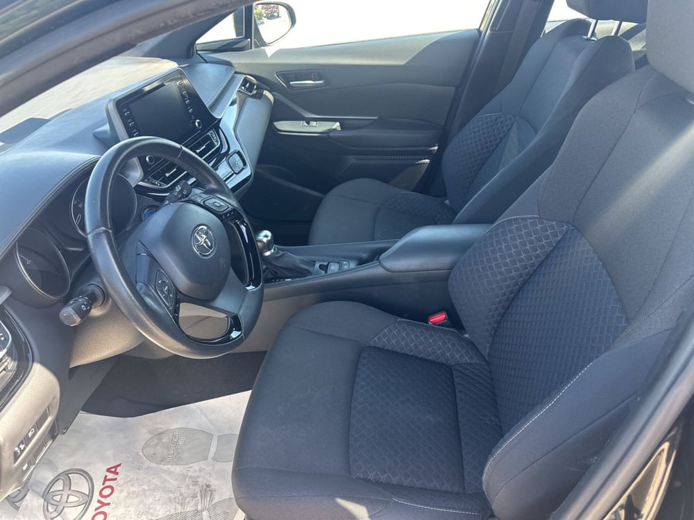 Toyota Toyota C-HR usata a Siracusa (9)