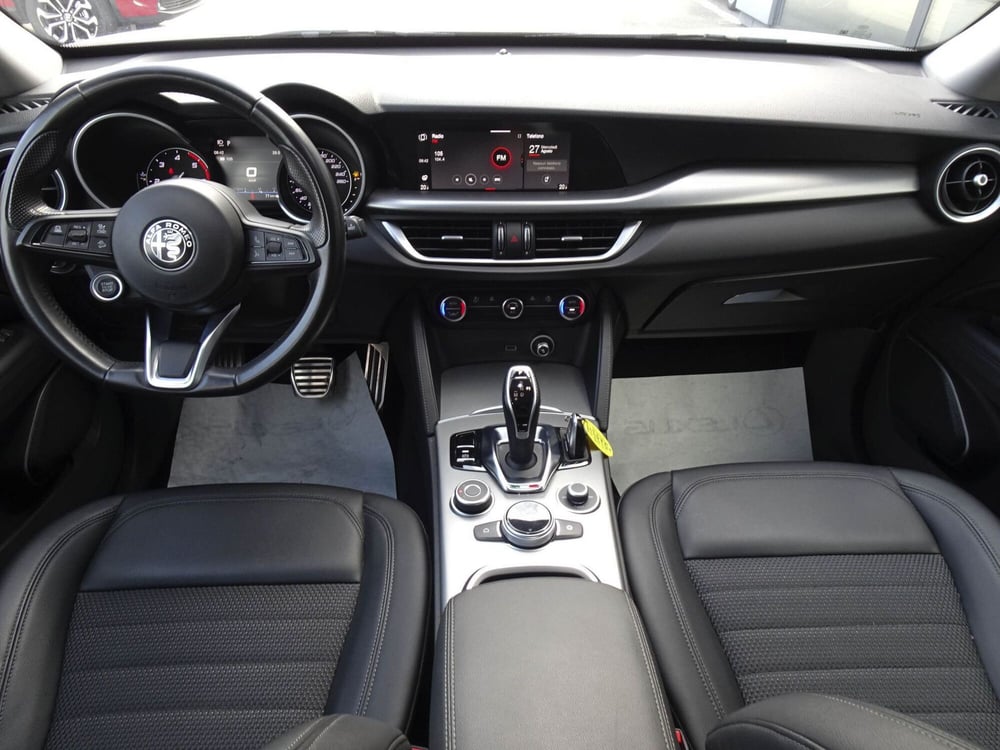 Alfa Romeo Stelvio usata a Treviso (13)