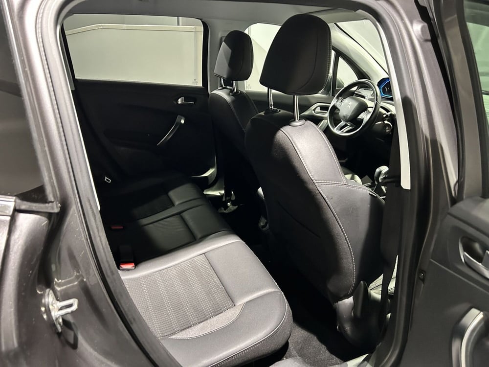 Peugeot 2008 usata a Milano (13)