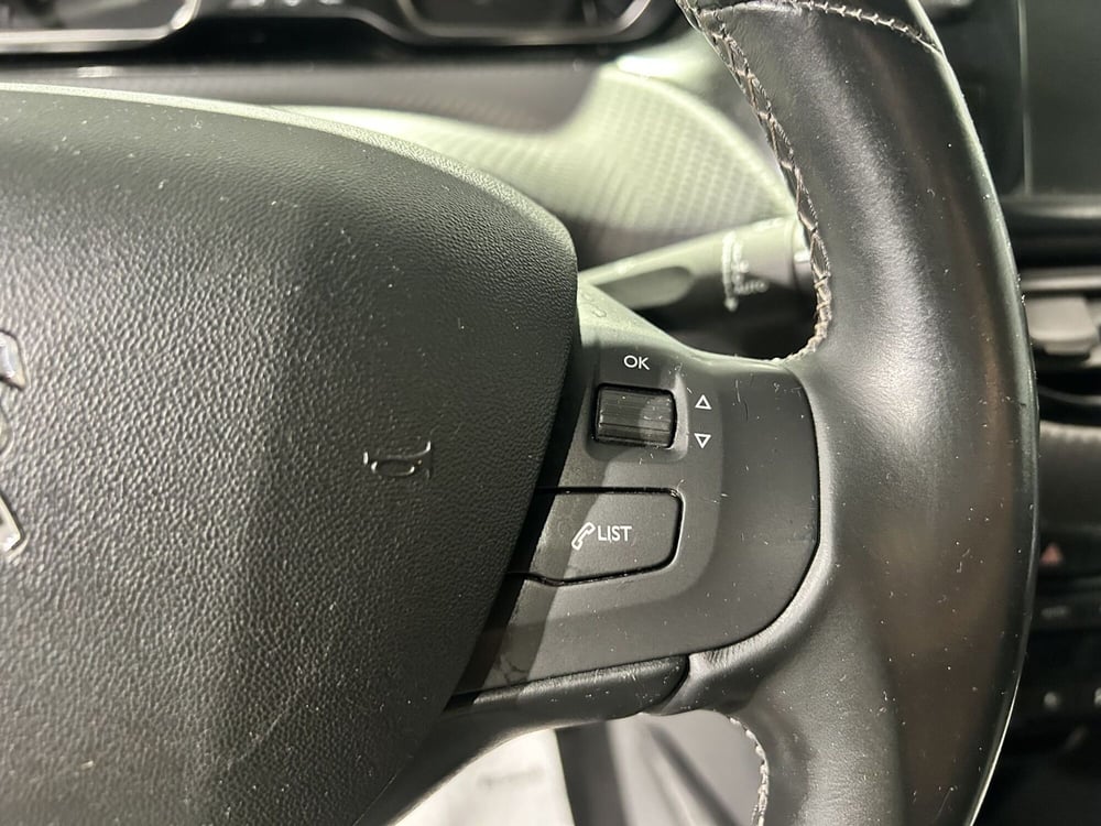Peugeot 2008 usata a Milano (18)