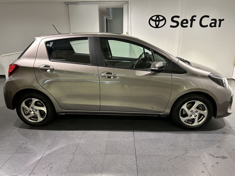 Toyota Yaris usata a Milano (14)
