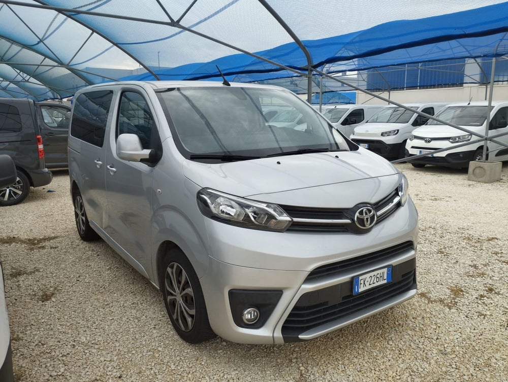 Toyota Proace Verso usata a Cremona (3)