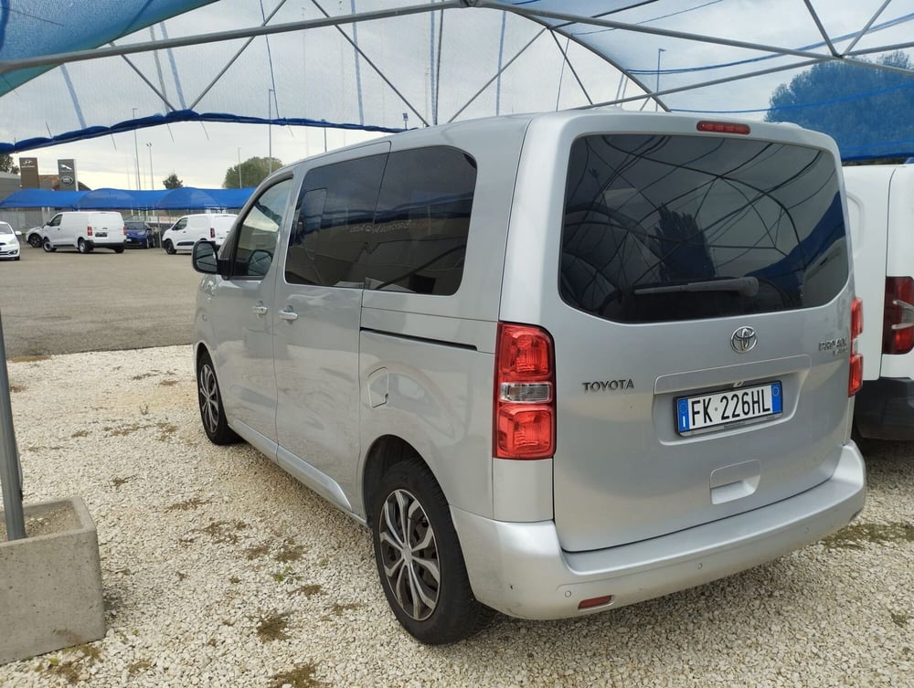 Toyota Proace Verso usata a Cremona (4)
