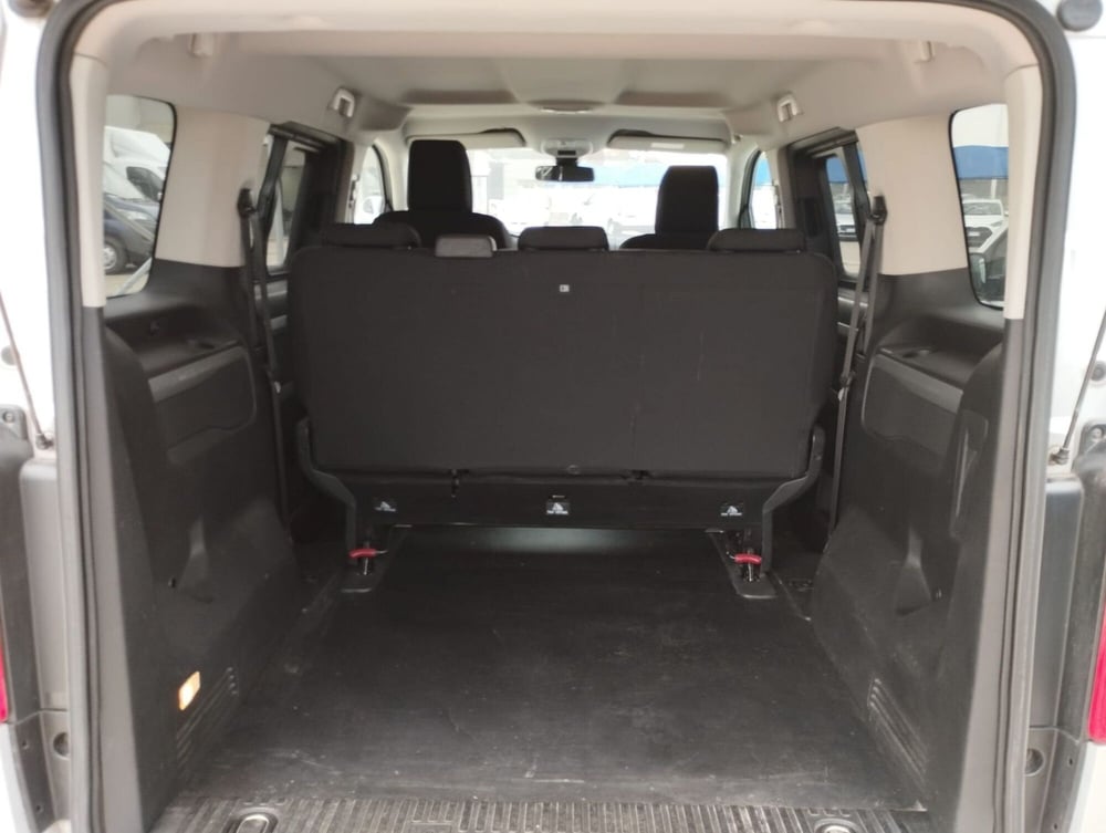 Toyota Proace Verso usata a Cremona (9)