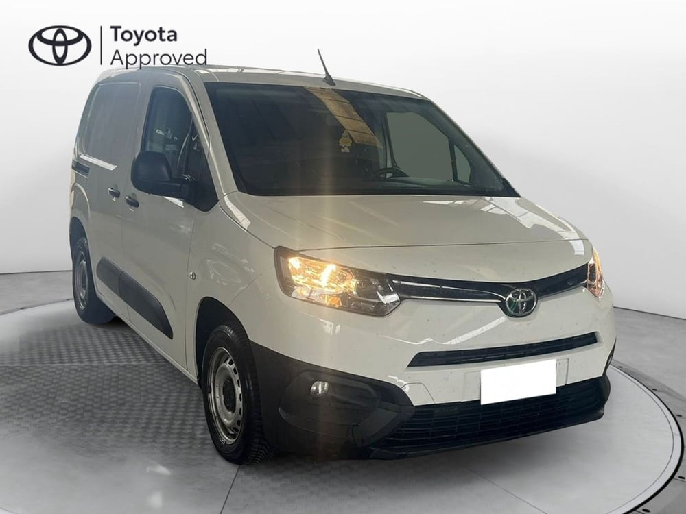 Toyota Proace City usata a Cremona (3)