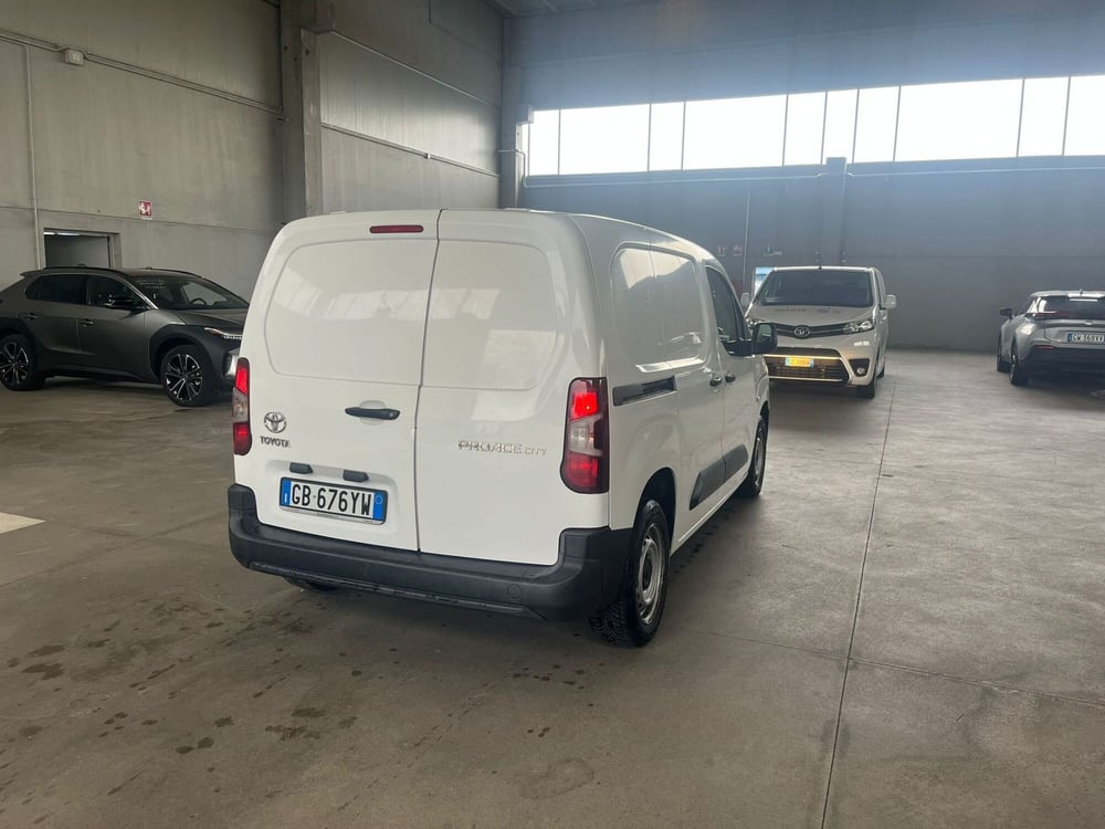 Toyota Proace City usata a Cremona (7)
