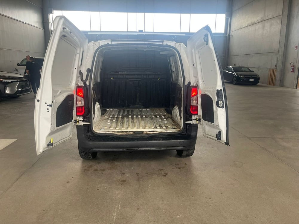 Toyota Proace City usata a Cremona (7)
