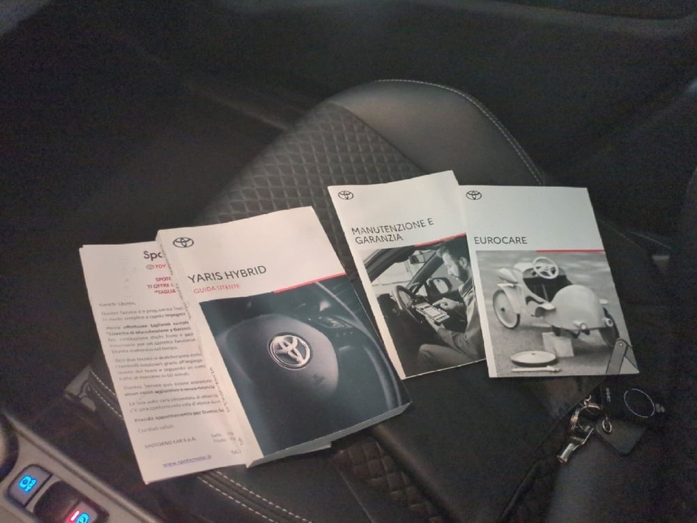 Toyota Yaris usata a Milano (19)