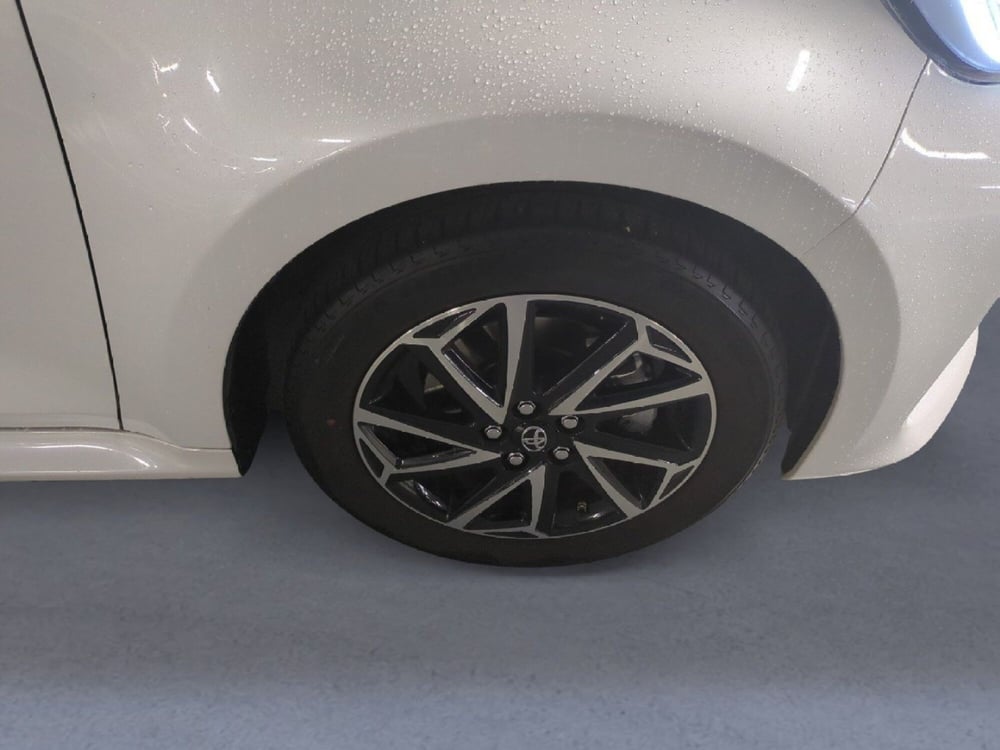 Toyota Yaris usata a Milano (9)