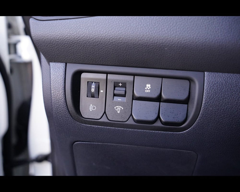 Kia Rio usata a Venezia (18)
