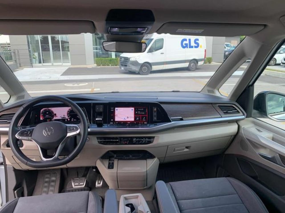 Volkswagen Multivan usata a Lucca (10)
