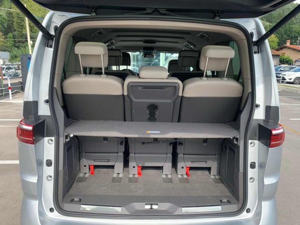 Volkswagen Multivan usata a Lucca (11)