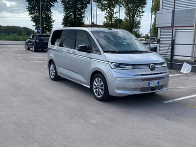 Volkswagen Multivan 2.0 tdi Style 150cv dsg 7p.ti del 2025 usata a Massarosa