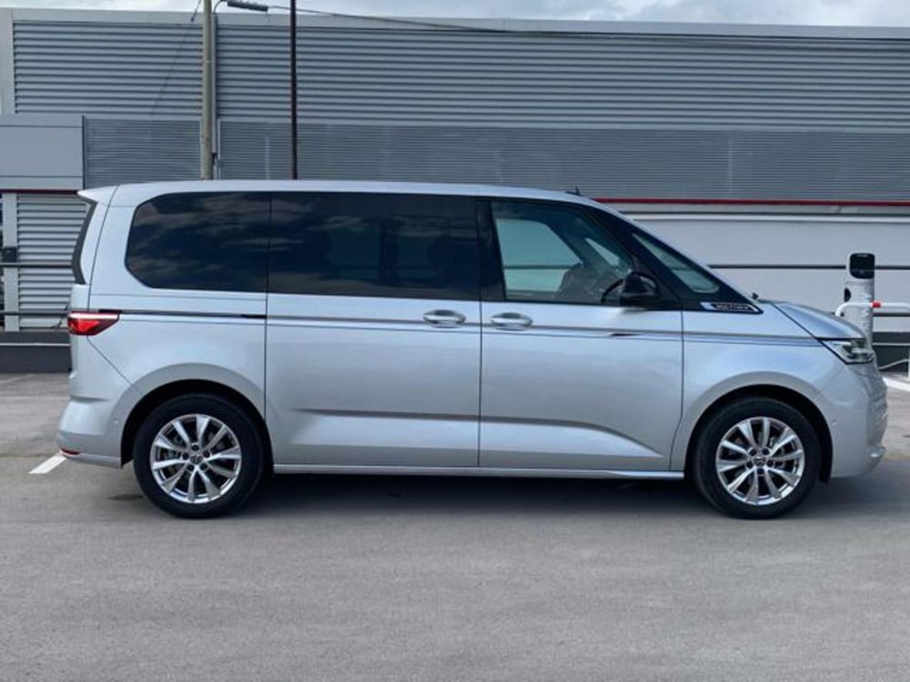 Volkswagen Multivan usata a Lucca (4)