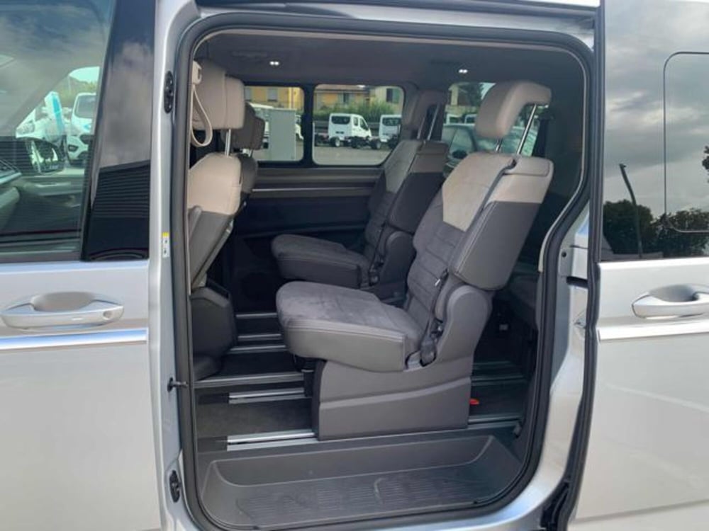 Volkswagen Multivan usata a Lucca (7)