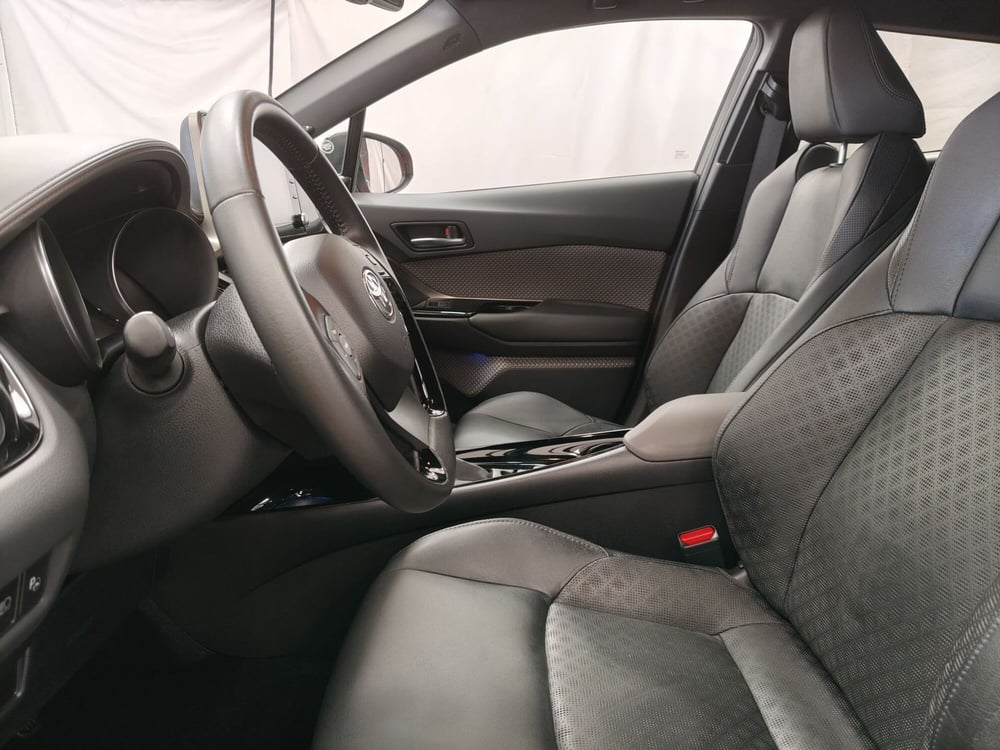 Toyota Toyota C-HR usata a Frosinone (15)