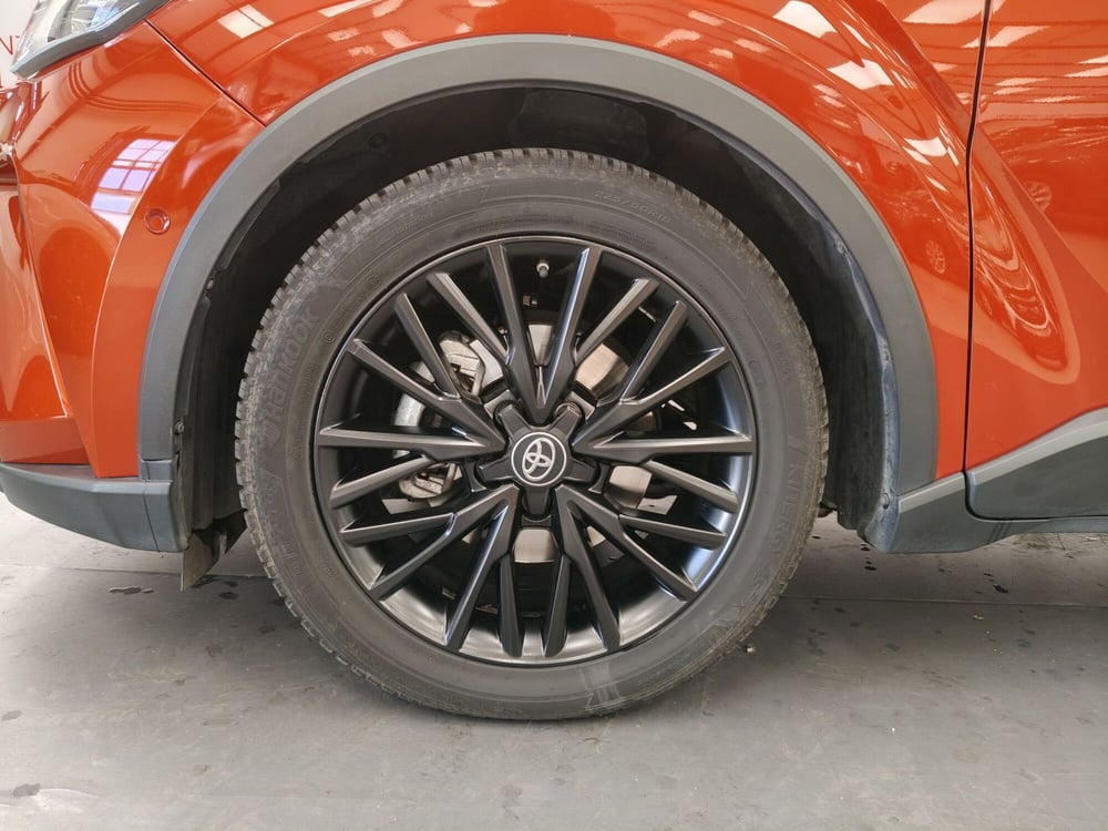 Toyota Toyota C-HR usata a Frosinone (19)
