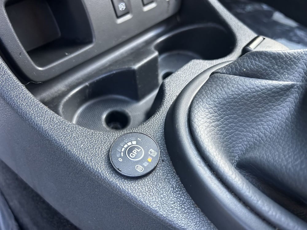 Dacia Duster usata a La Spezia (14)