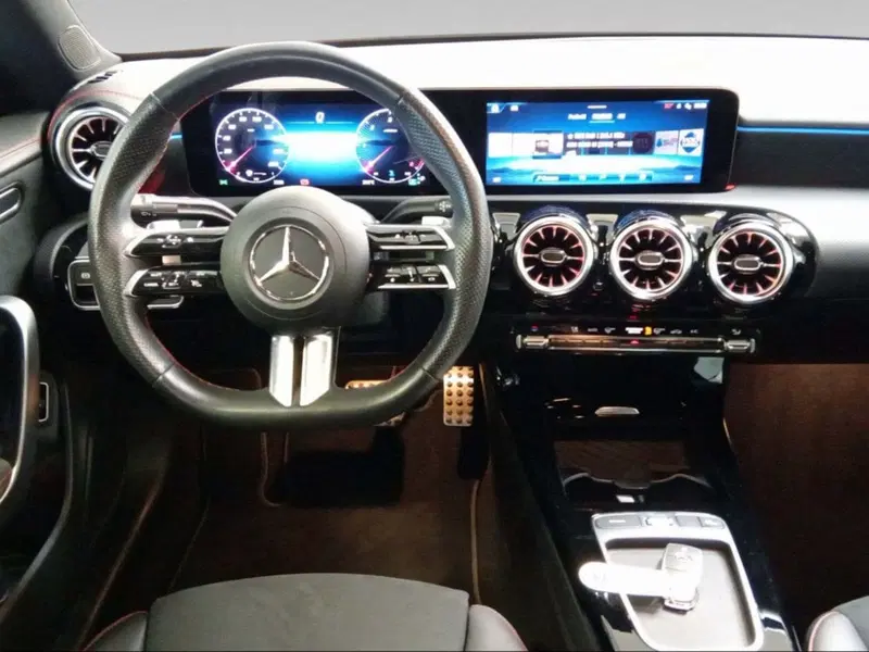 Mercedes-Benz CLA Shooting Brake usata a Firenze (11)