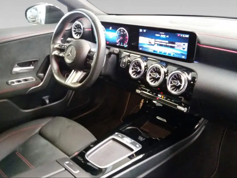 Mercedes-Benz CLA Shooting Brake usata a Firenze (12)