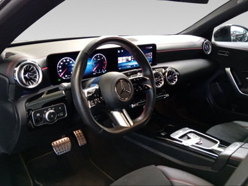 Mercedes-Benz CLA Shooting Brake usata a Firenze (9)