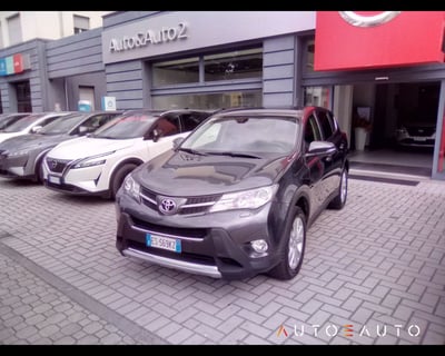 Toyota Rav4 D-4D 4WD Lounge del 2013 usata a Parma