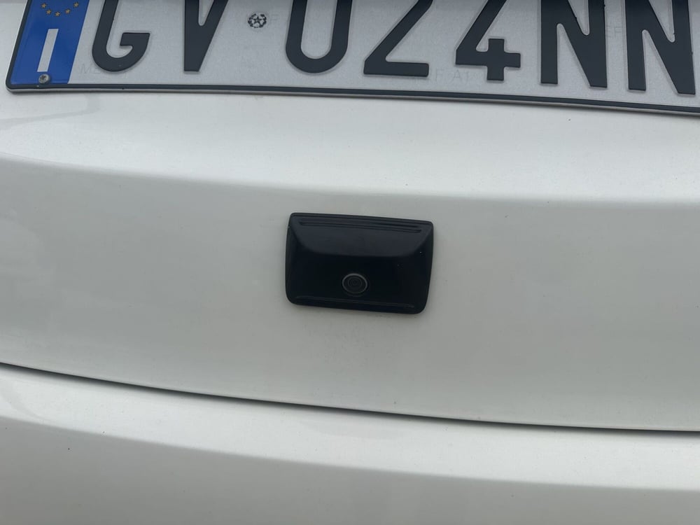 Lancia Ypsilon usata a Milano (10)