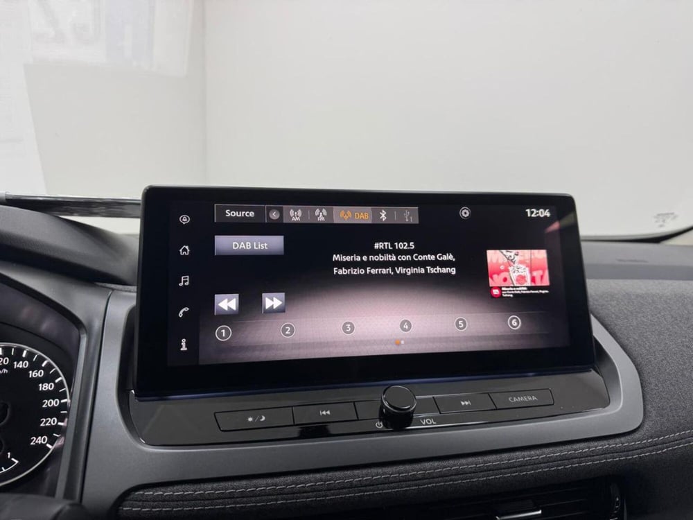 Nissan Qashqai nuova a Como (14)