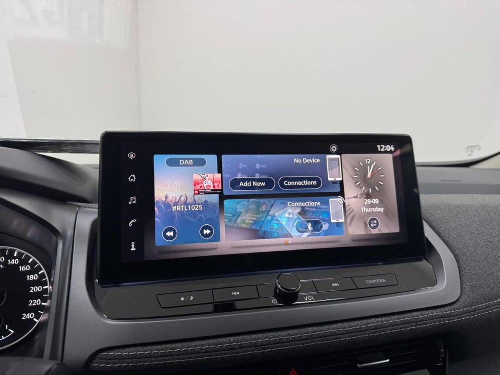 Nissan Qashqai nuova a Como (17)