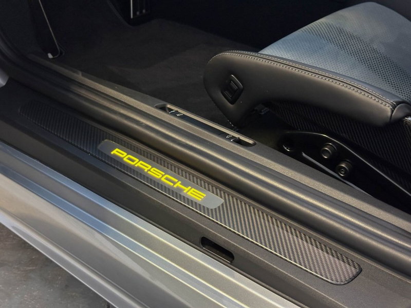 Porsche 718 Boxster  usata a Bari (13)
