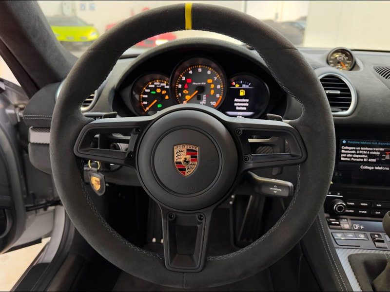 Porsche 718 Boxster  usata a Bari (16)