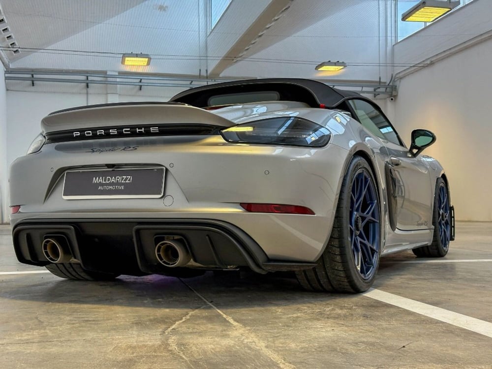Porsche 718 Boxster  usata a Bari (3)