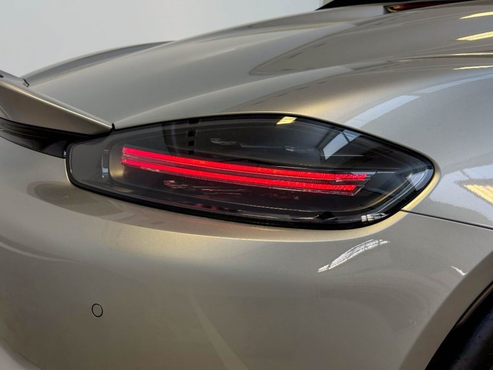 Porsche 718 Boxster  usata a Bari (8)