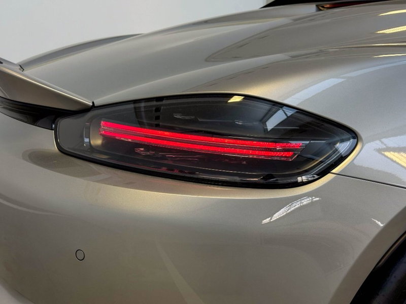 Porsche 718 Boxster  usata a Bari (8)