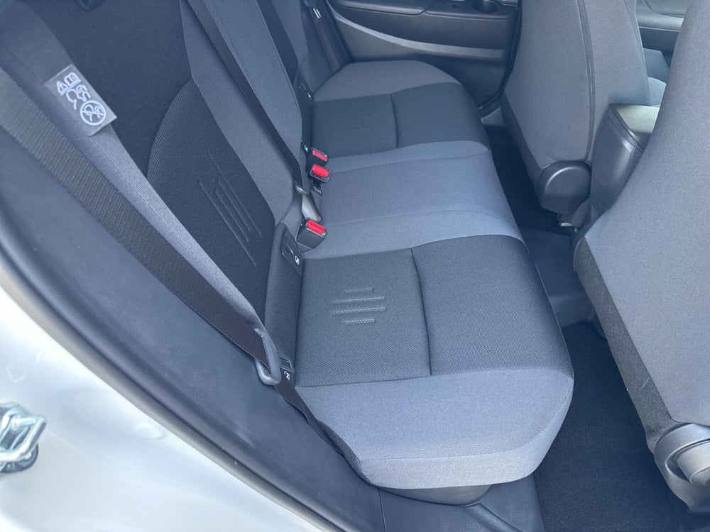 Toyota Toyota C-HR nuova a Ferrara (10)