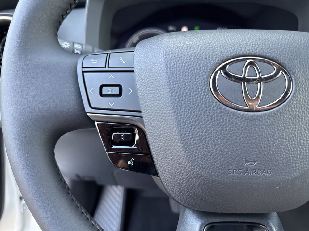 Toyota Toyota C-HR nuova a Ferrara (19)