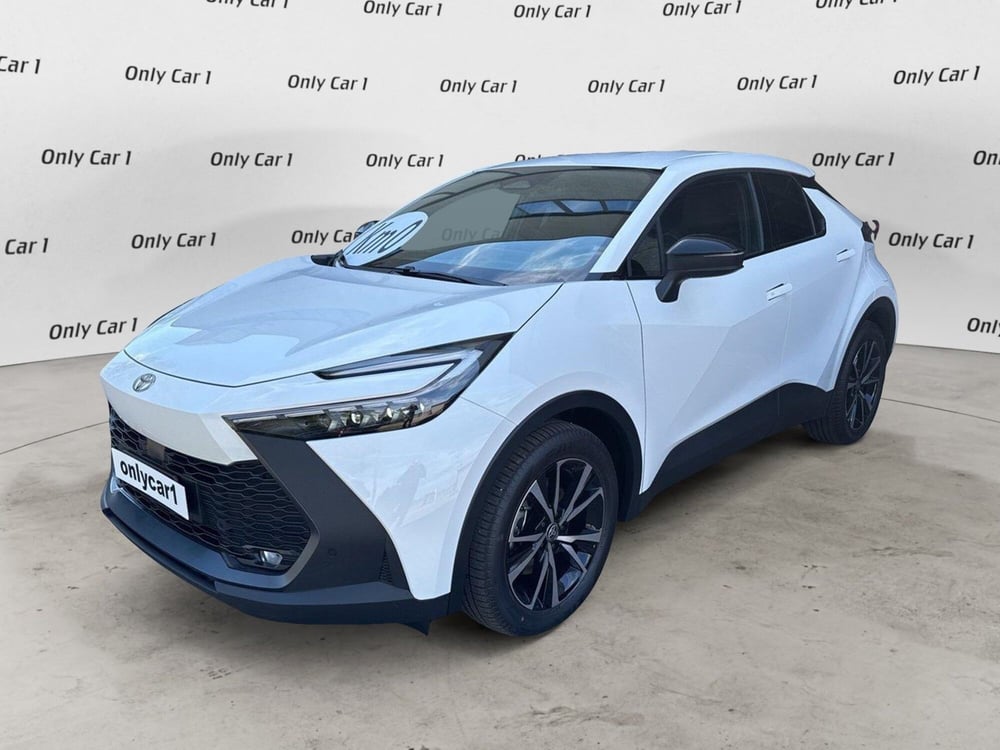Toyota Toyota C-HR nuova a Ferrara (3)