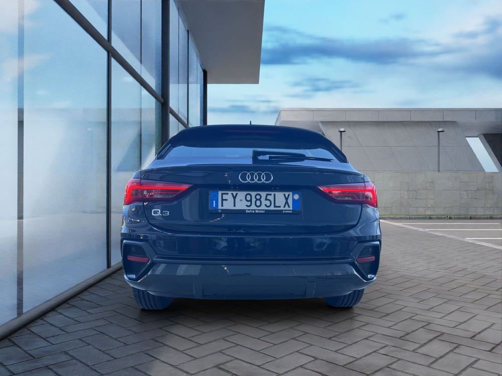 Audi Q3 Sportback usata a Cosenza (6)