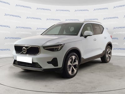 Volvo XC40 T2 automatico Core del 2024 usata a Como