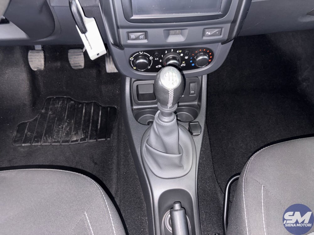 Dacia Duster usata a Firenze (15)