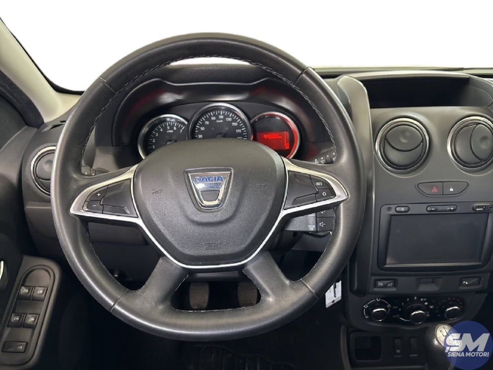 Dacia Duster usata a Firenze (16)
