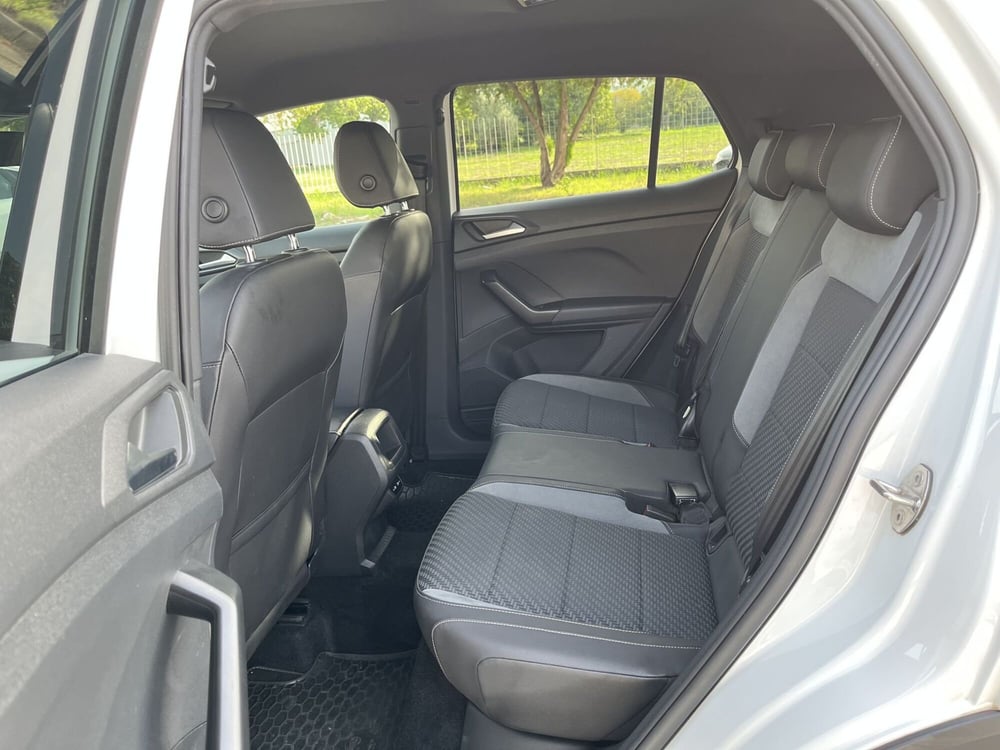 Volkswagen T-Cross usata a Benevento (13)