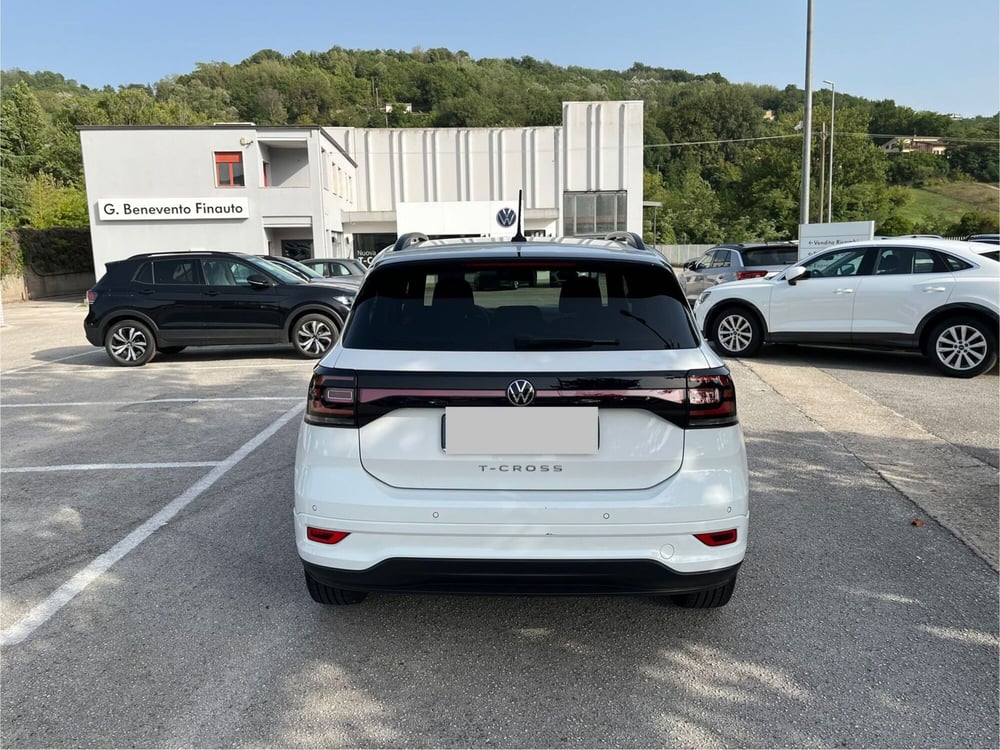 Volkswagen T-Cross usata a Benevento (6)